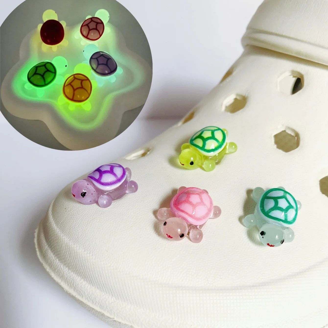 4pcs Glow-In-The-Dark Cute 3D Turtle Detachable Shoe Charms Decorations, Luminous Clips For Beach Sandals