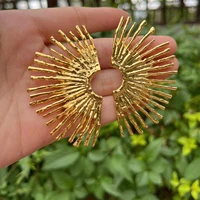 Vintage Gold Color Earrings Woman Fan-shaped Stud Earrings 1
