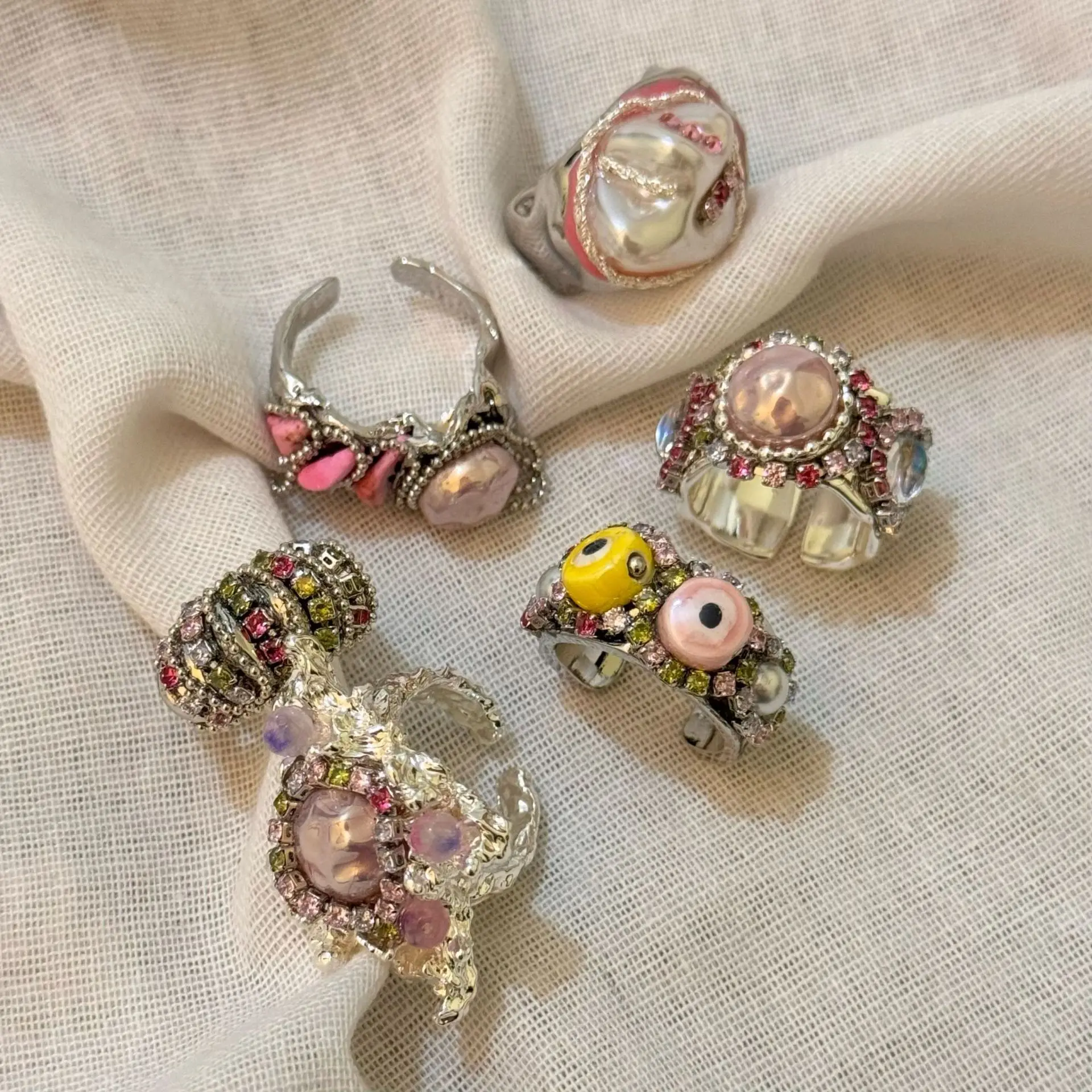 

Unique Charm Simulate Pearls Chain Rhinestone Open Rings for Women Summer Romantic Fashion Jewelry Accessories Gifts