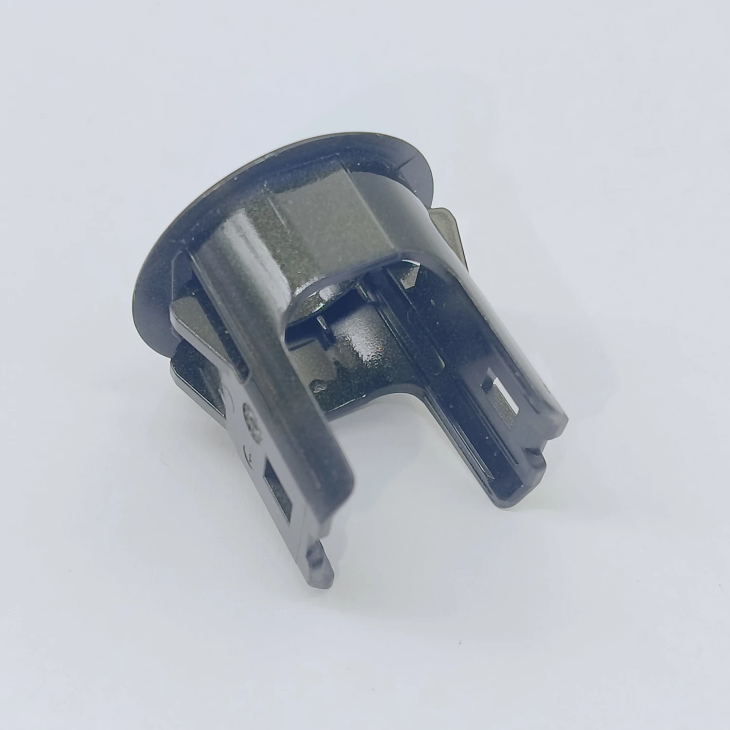 Color Green PDC Parking Sensor Holder Bracket 28533-4CL0A For NISSAN X-TRAIL T32