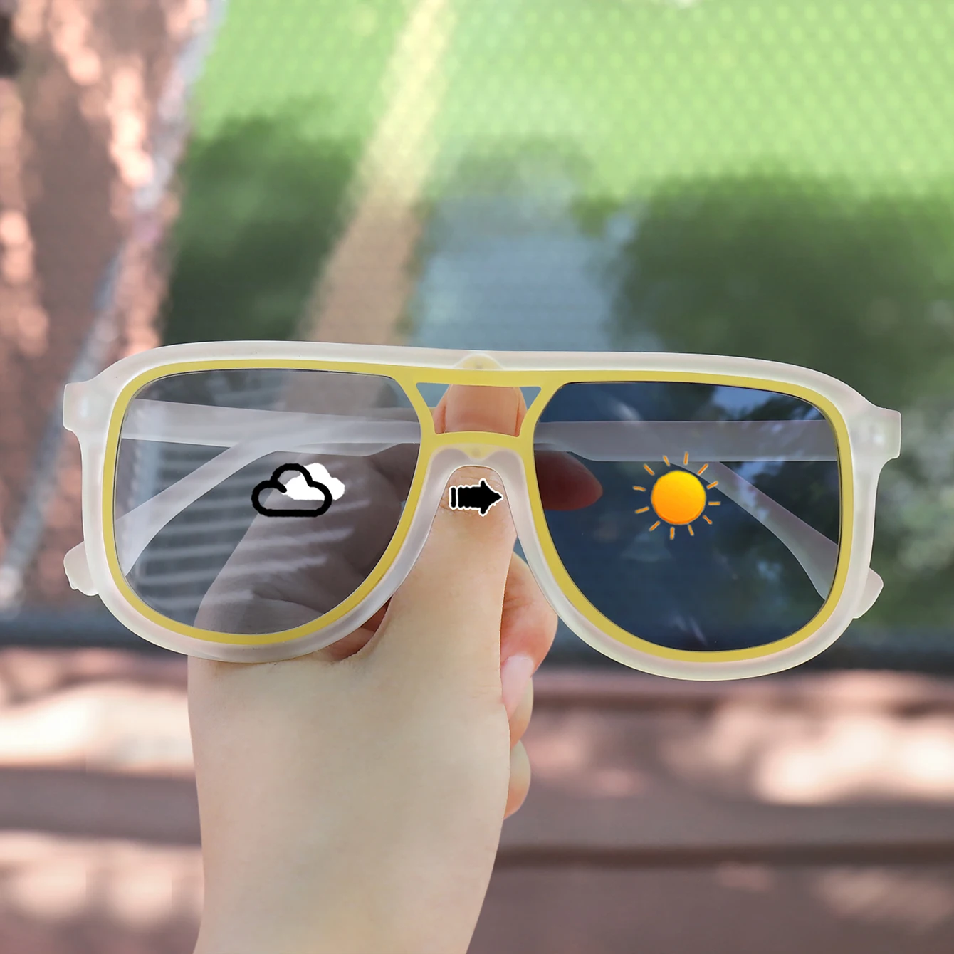 Unisex UV400 Protection Photochromic Square Sunglasses