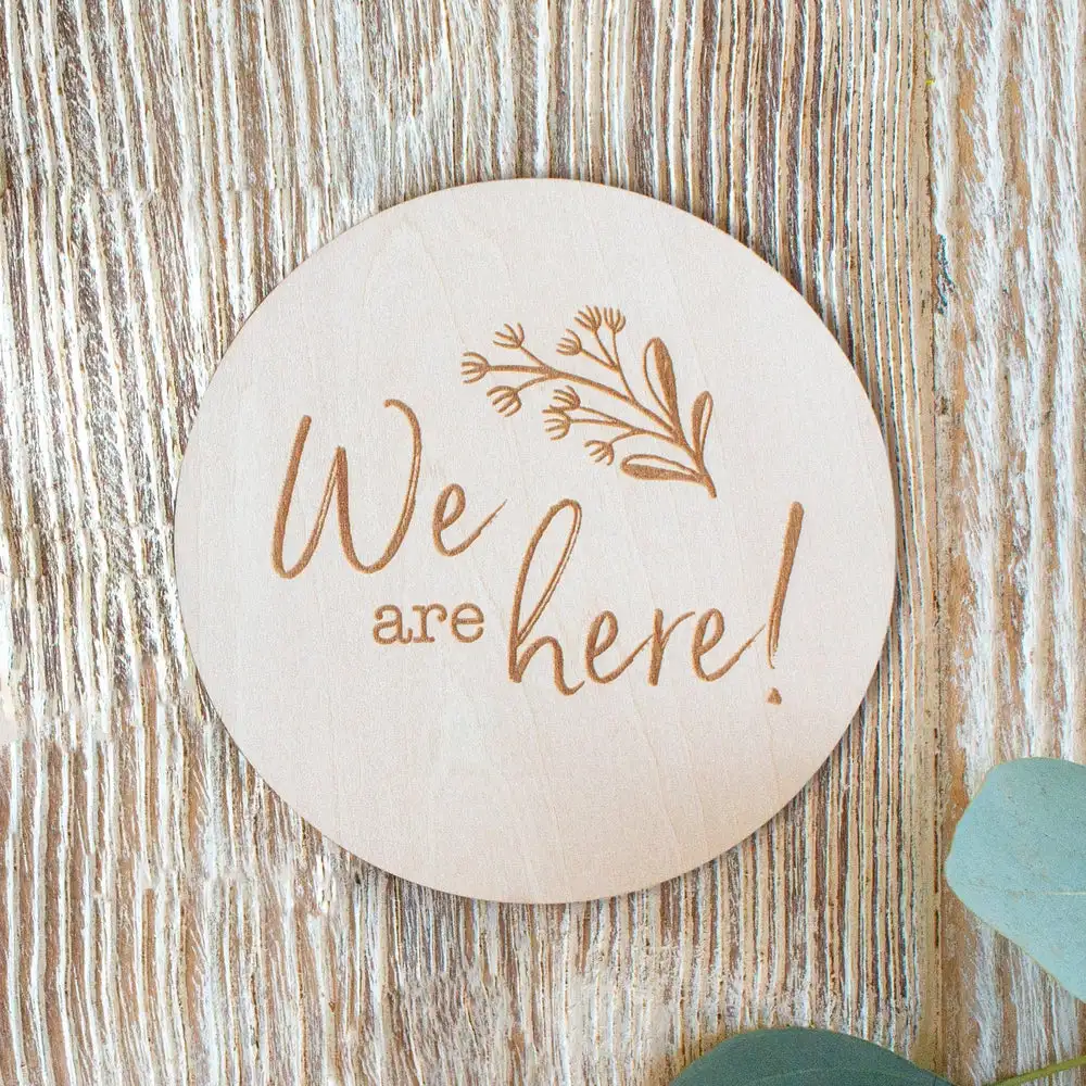 

set of 20 pcs Round wooden cards Engraved with we are here Baby Milestones Plaque Card baby gift for birth