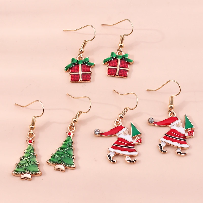 4 Pairs Christmas Earrings Set - Santa Snowflake Tree Dangle Earrings For Women & Girls Holiday Party