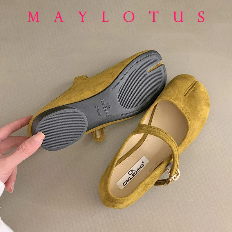 2025 Woman 3cm High Heel Split Toe Tabi Shoes Solid Colors Female Suede Shoes Ballet Dress Comfortable Retro Mary Janes 5