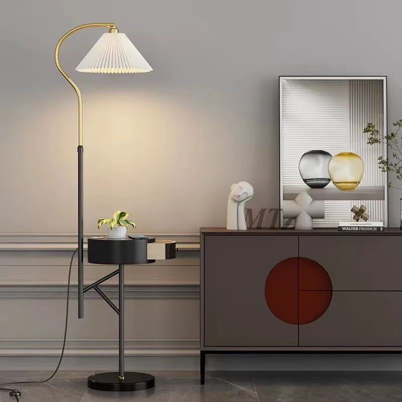 ����� �ָ� ħ�� �Ӹ��� �÷ξ� ����, ���� ���, �ٴ� ����, ��, �Ž�, ���� ����, E27, USB ����