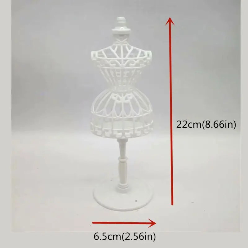 Рисунок 3 - Реалистичная вешалка для кукольных аксессуаров