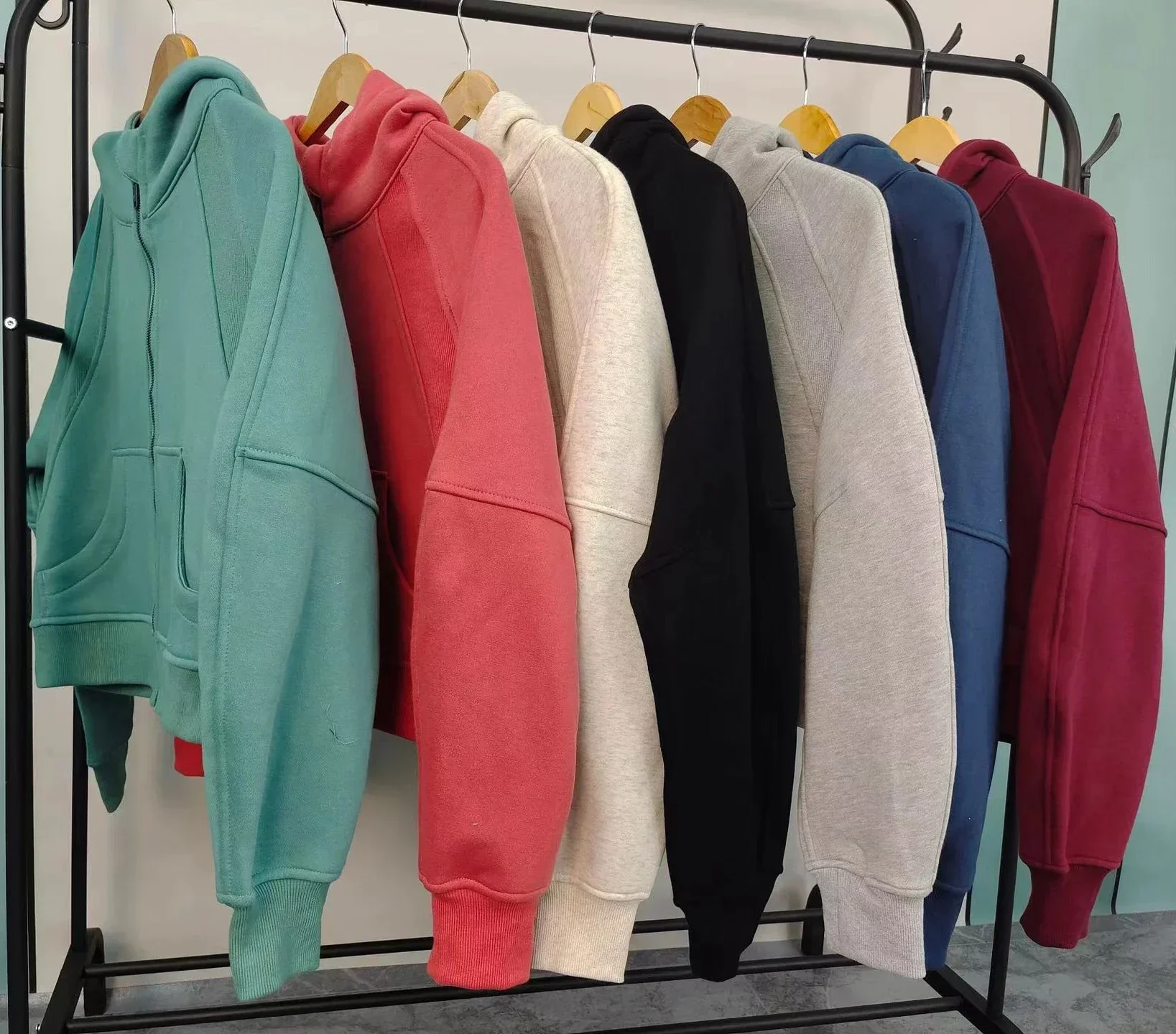 

With Logo Autumn Winter Windproof SCUBA Women's Yoga Solid Sports Pullover Hooded Sweater Plush Outdoor Loose Easy Fashion Add