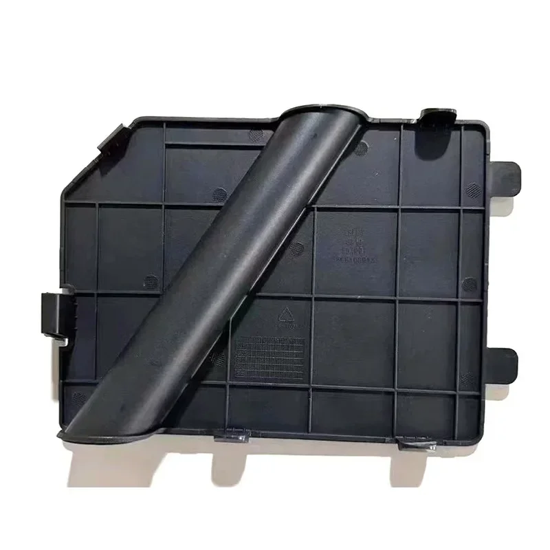 블랙 플라스틱 유리 스프레이 물통 세척용 냄비 상단 커버 플레이트 장 보호 캡 패널 지리 쿨레이용 자동차 부품