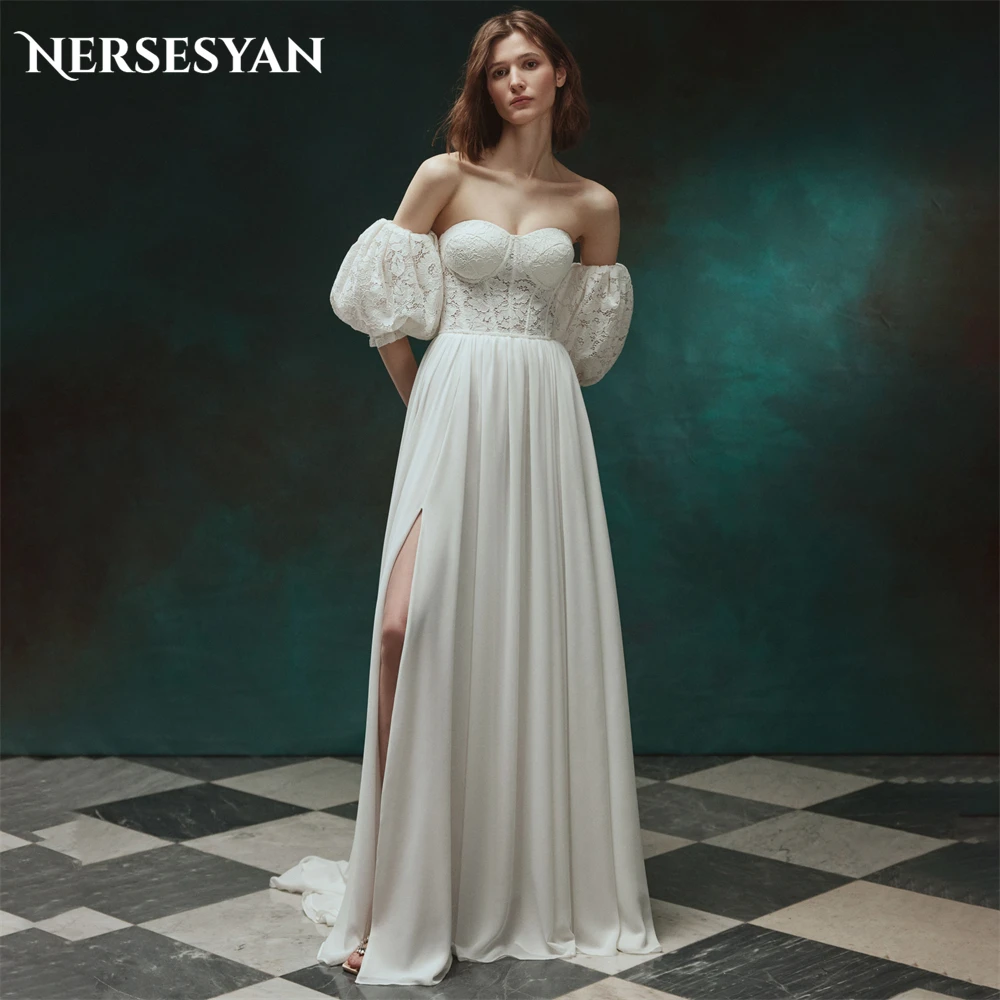 

Nersesyan Bohemia Lace Wedding Dresses Off Shoulder Side Slit Removable Puff Sleeves A-Line Bridal Gowns Backless Bride Dress