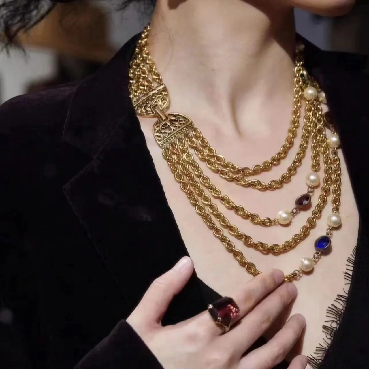 

Medieval [Brilliant] Heavywork Beaded Multilayer Necklace Light Luxury Fashion Versatile