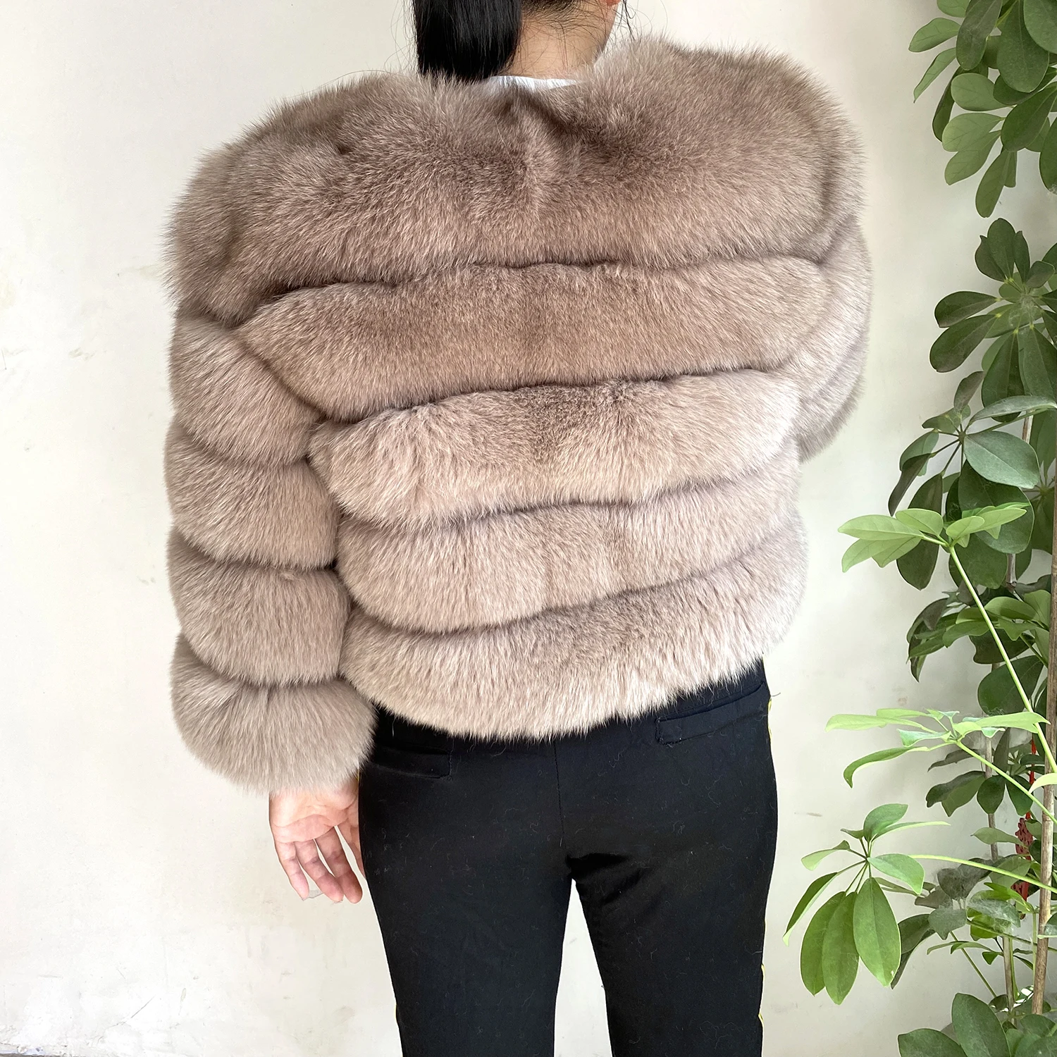 Real Fur Coat Women's Winter Warm Natural Fox Fur Coat High Quality LAN Fox Luxury Fashion 50cm Short Jacket Wholesale Hot 2023 4