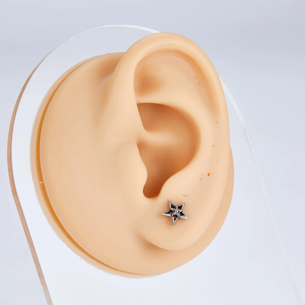 1pc Silber Farbe Stern Ohrring Edelstahl Retro Punk Stil Streetwear Piercing Knorpel männer Ohr Schmuck Für Frauen CC205 – Detail 3