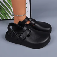 Chaussures de créateur pour femmes, talons à plateforme, boucle réglable, chaussures de Chef légères et imperméables, sabots mules noirs, décontractées et confortables 3