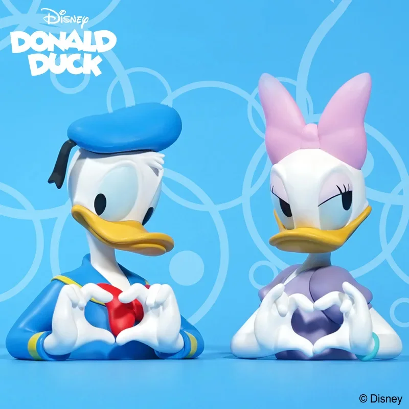 

Disney Donald Duck Daisy Anime Figures Mini Heart Half Bust Handwork Cartoon Models Room Decoration Decoration Toys