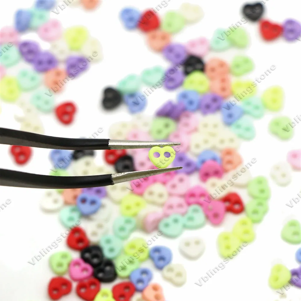 4mm Heart Buttons 100pcs Mini Buttons for Dolls 2Holes Sew Button Decoartive Clothes Buckles Needlework Handmade Accessories 5