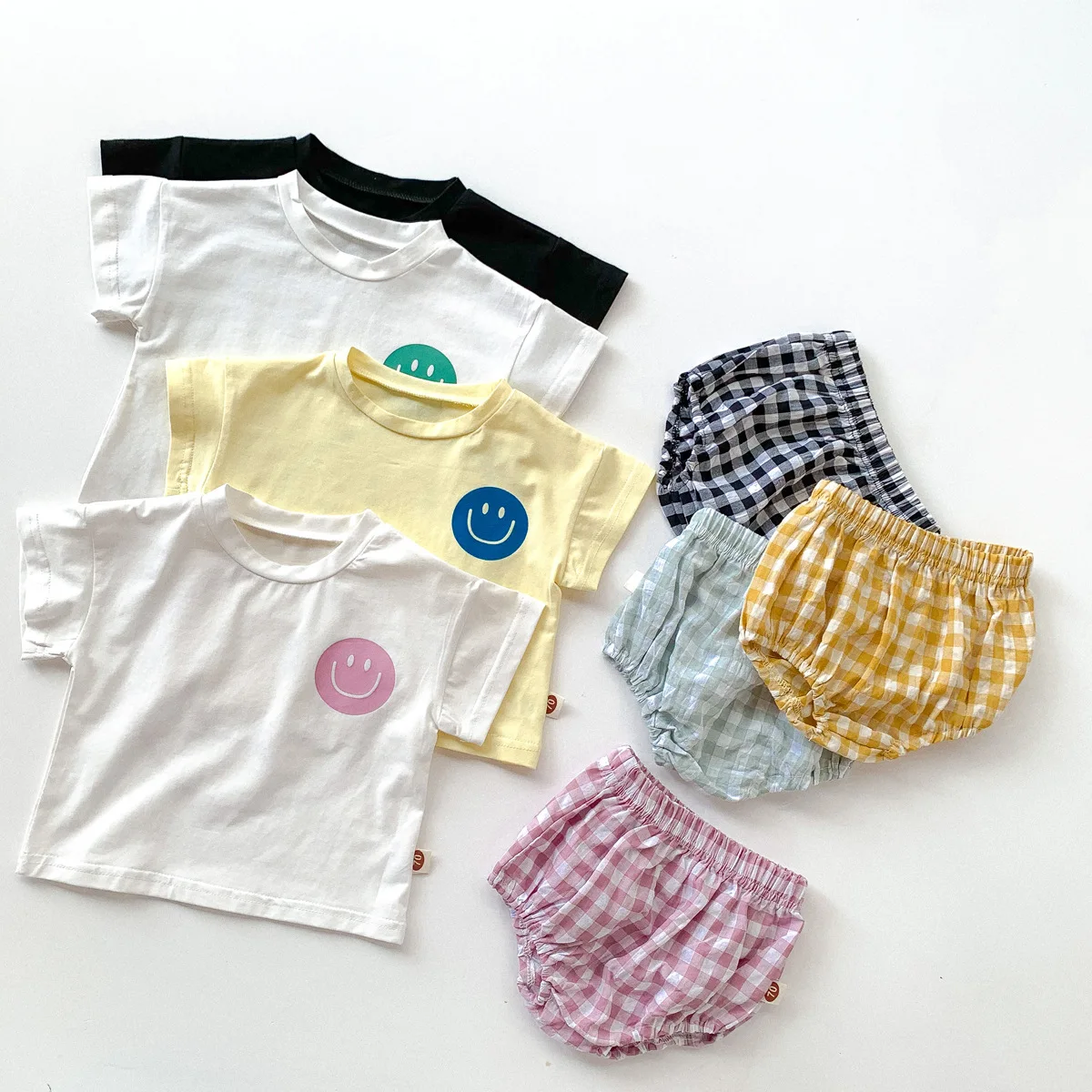 2022 Summer New Baby Smiley Print Clothes Set Infant Girl Cartoon T Shirt + Pp Shorts 2pcs Set Toddler Boy Casual Smiley Suit Baby Clothing Set expensive