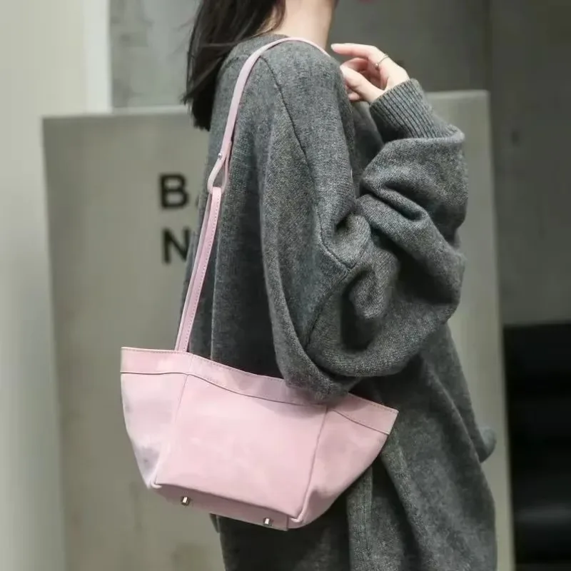 حقيبة دلو نسائية فاخرة بتصميم مميز لعام 2025، مصنو...