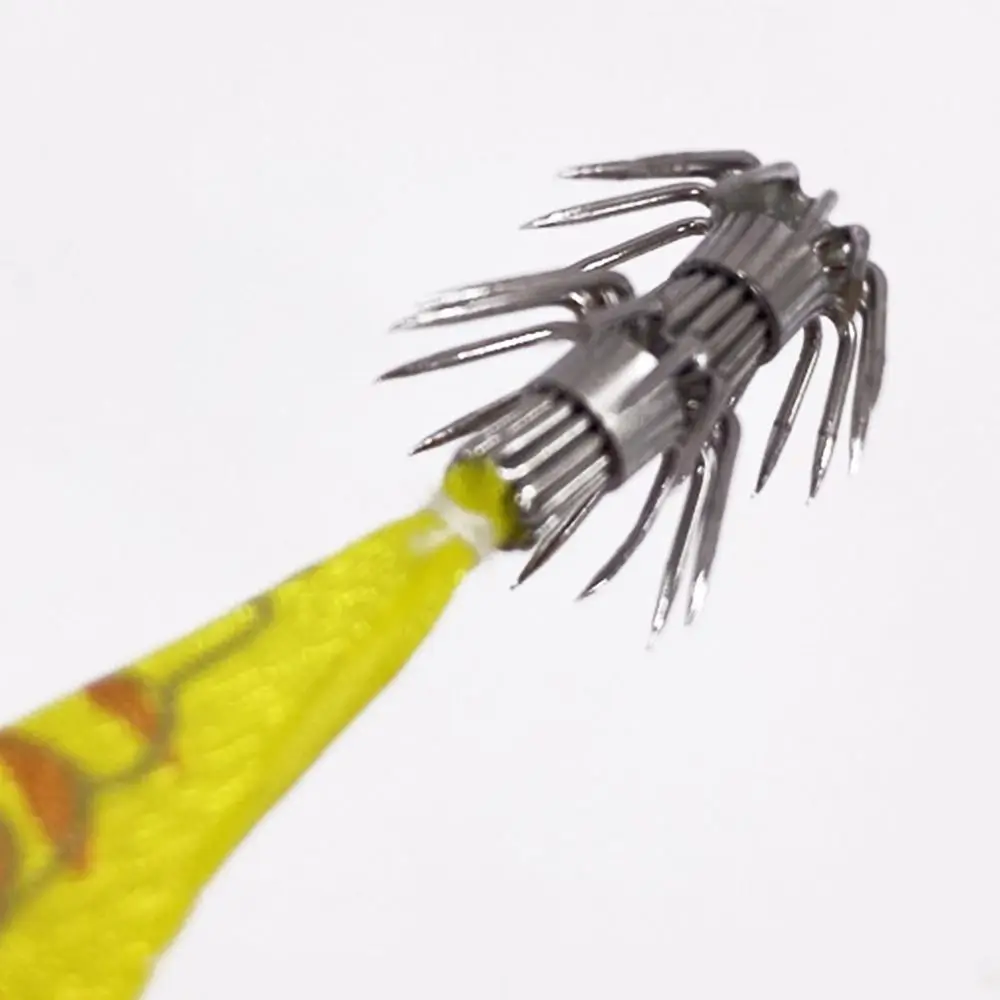 2pcs 68mm 4g Fishing Lure Artificial Squid Hook Jigs Noctilucent Squid Cuttlefish Jigs Lures Spinnerbait Wood Shrimp Sea Fishing