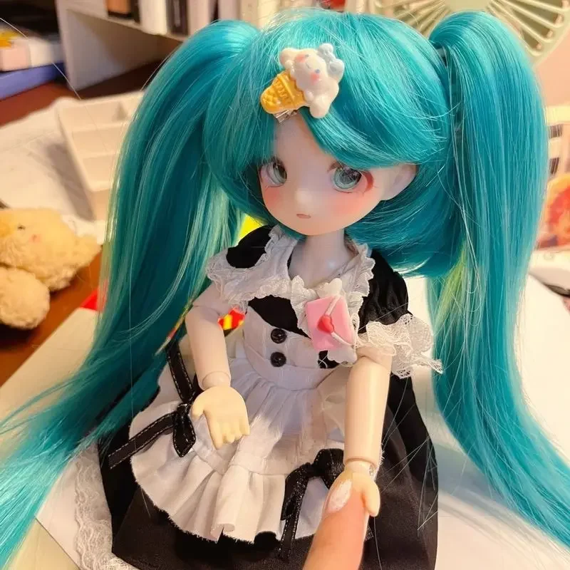 

Hatsune 1/6 Movable Bjd Miku Maid Outfit Complete Dress Up 6 Point Cartoon Doll Cute Anime Loli Children Kawaii Christmas Gift