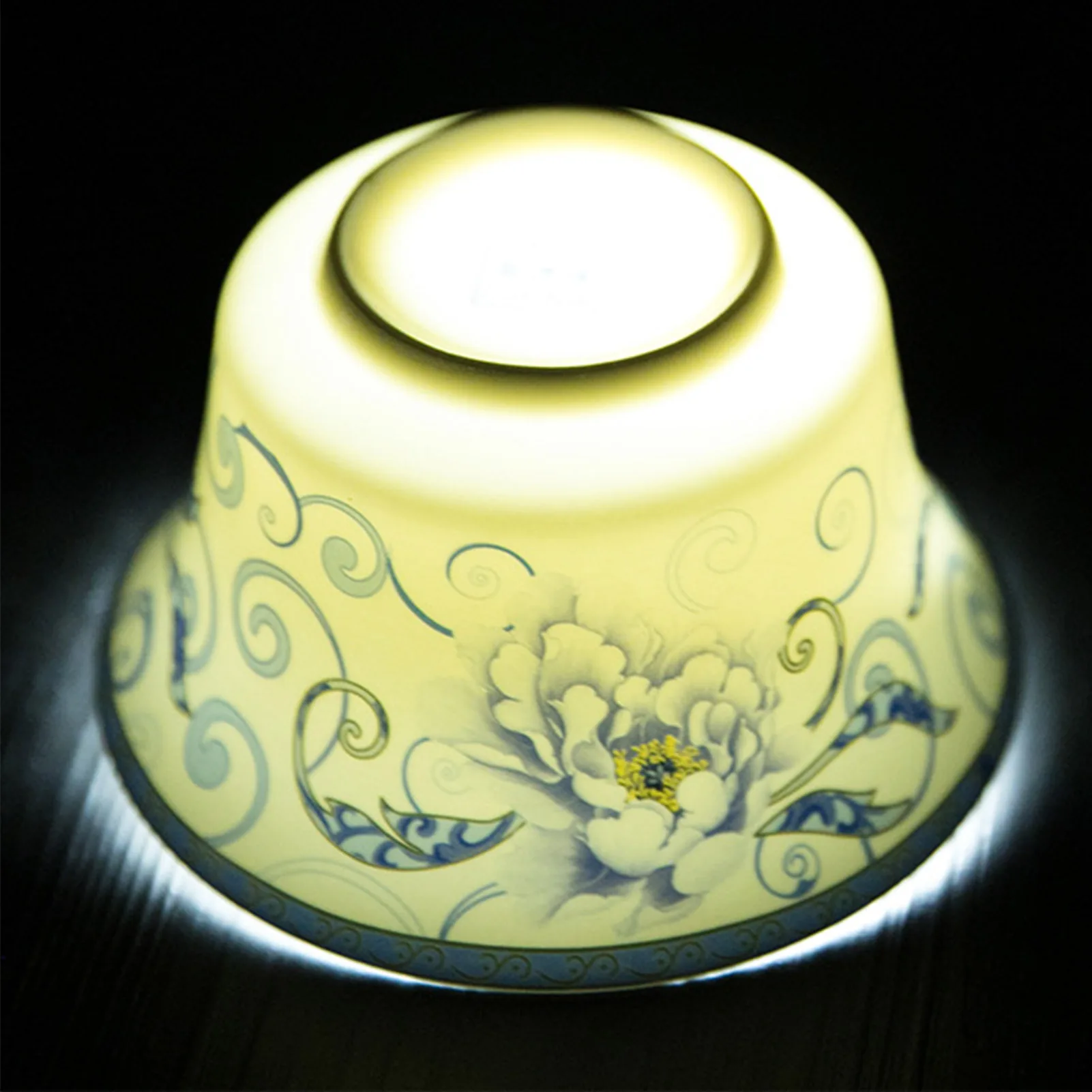 Chinese Porcelain Tea Cup Gorgeous Flower Pattern 200ml Cup Saucer Lid Tea Set for Adults Lover Women Men