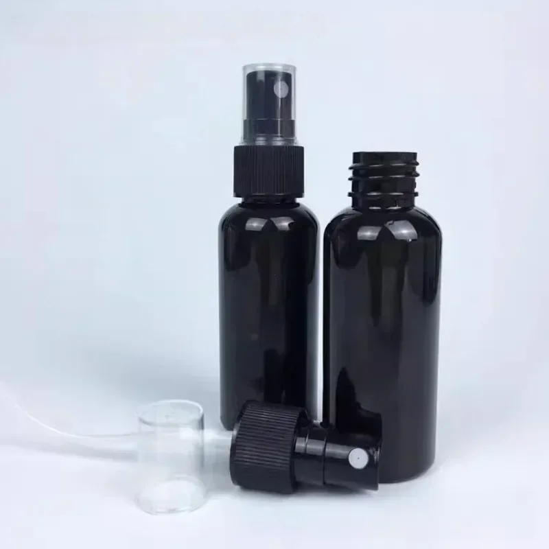 Compact Refillable Spray Bottle for Perfume and Cosmetics - Travel-Ready Hydration Solution
