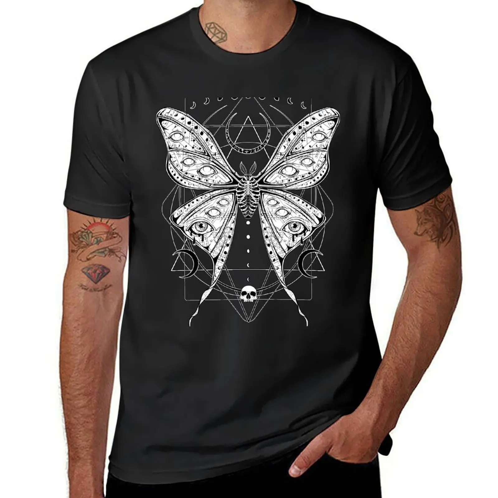 Macabre Luna Moth T-Shirt boys animal print summer clothes blacks vintage mens t shirts
