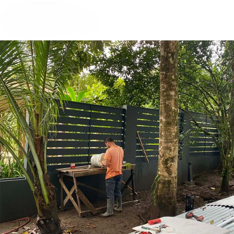 Modern Design Modular Fence Aluminum Metal Horizontal Yard Privacy Slat Fences Panels Outdoor Garden Fencing