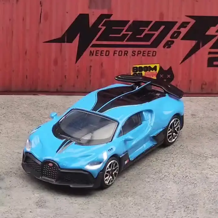 Modèle Bugatti Divo 1:43 Bleu French Racing - Miniature Collection Fonte Sous Pression - 7