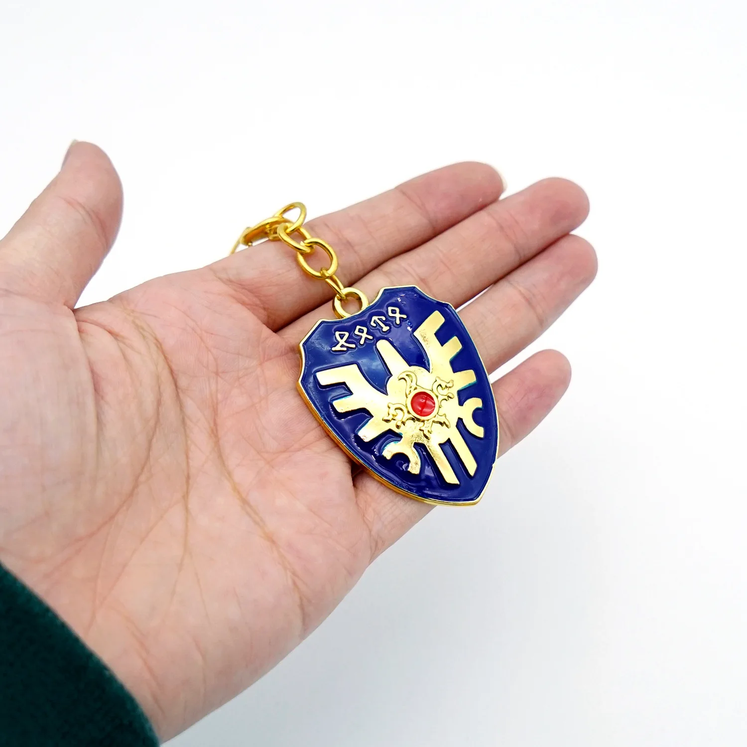 12cm Dragon Quest Sword & Shield Keychain - Game-Inspired Accessory
