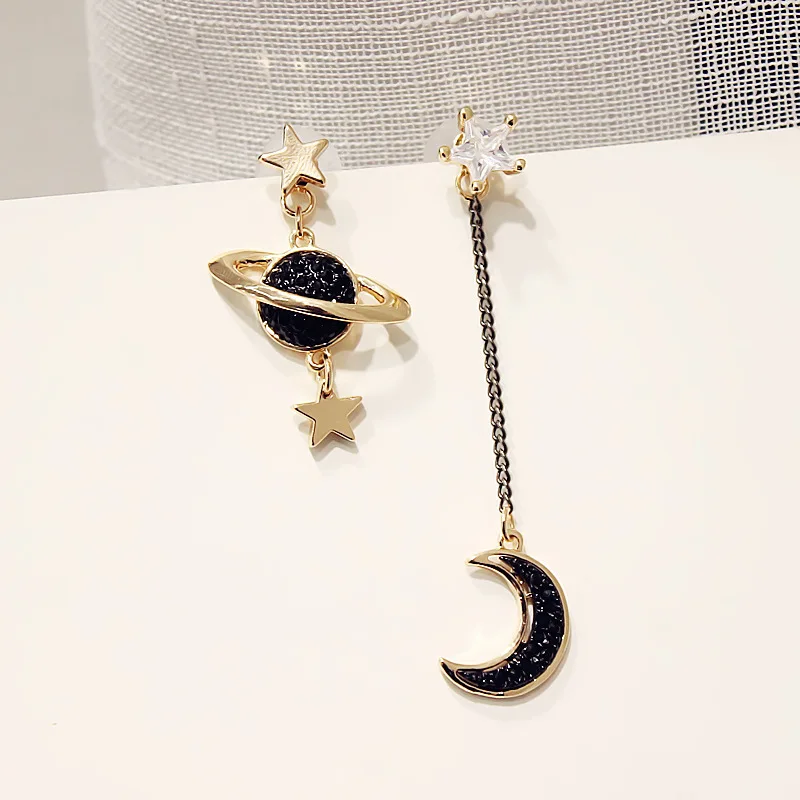 Stylish Asymmetric Star Moon Rhinestone Earrings