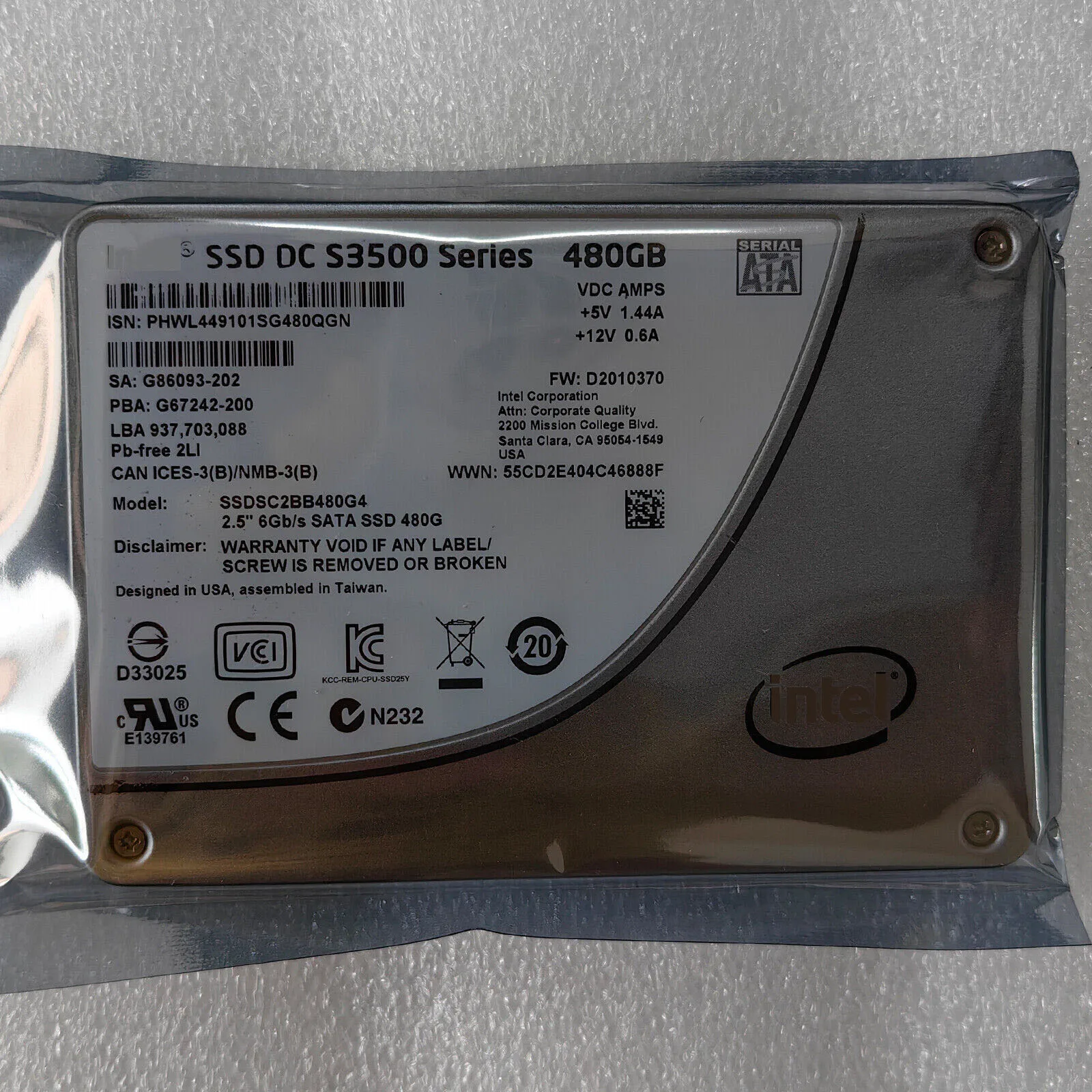 Intel SSDSCKJB240G701 DC S3520 240GB M.2 SATA 6Gb/s 3D MLC 22x80mm 1DW Intel 150GB DC S3520 2.5\" SATA SSD Enterprise Solid State Drive  SSDSC2BB150G7