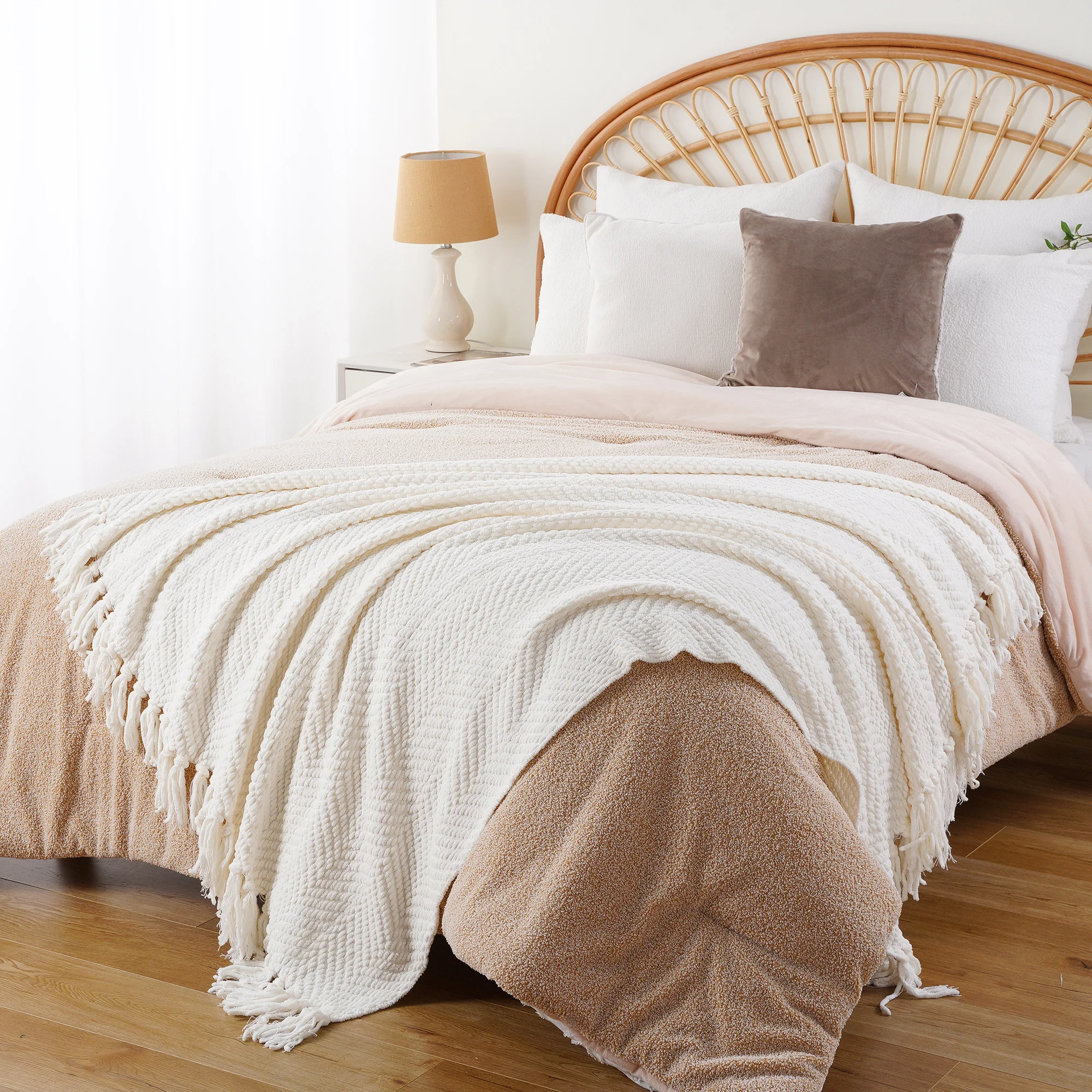 Battilo Chenille Knitted Throw Blanket for Couch Soft Thick Decorative Sofa Blanket Plaid Bed Throws Spring Living Room Decor