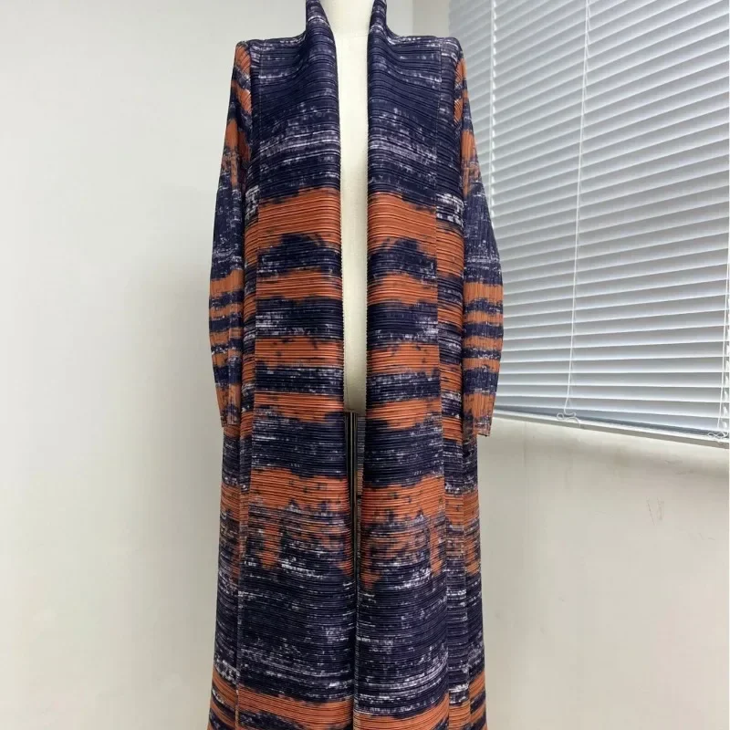 Miyake Pleated Retro Printed Foldable Collar Long Sleeved Jacket for Women\'s Autumn/winter 2023 New Arab Style Oversized Jacket