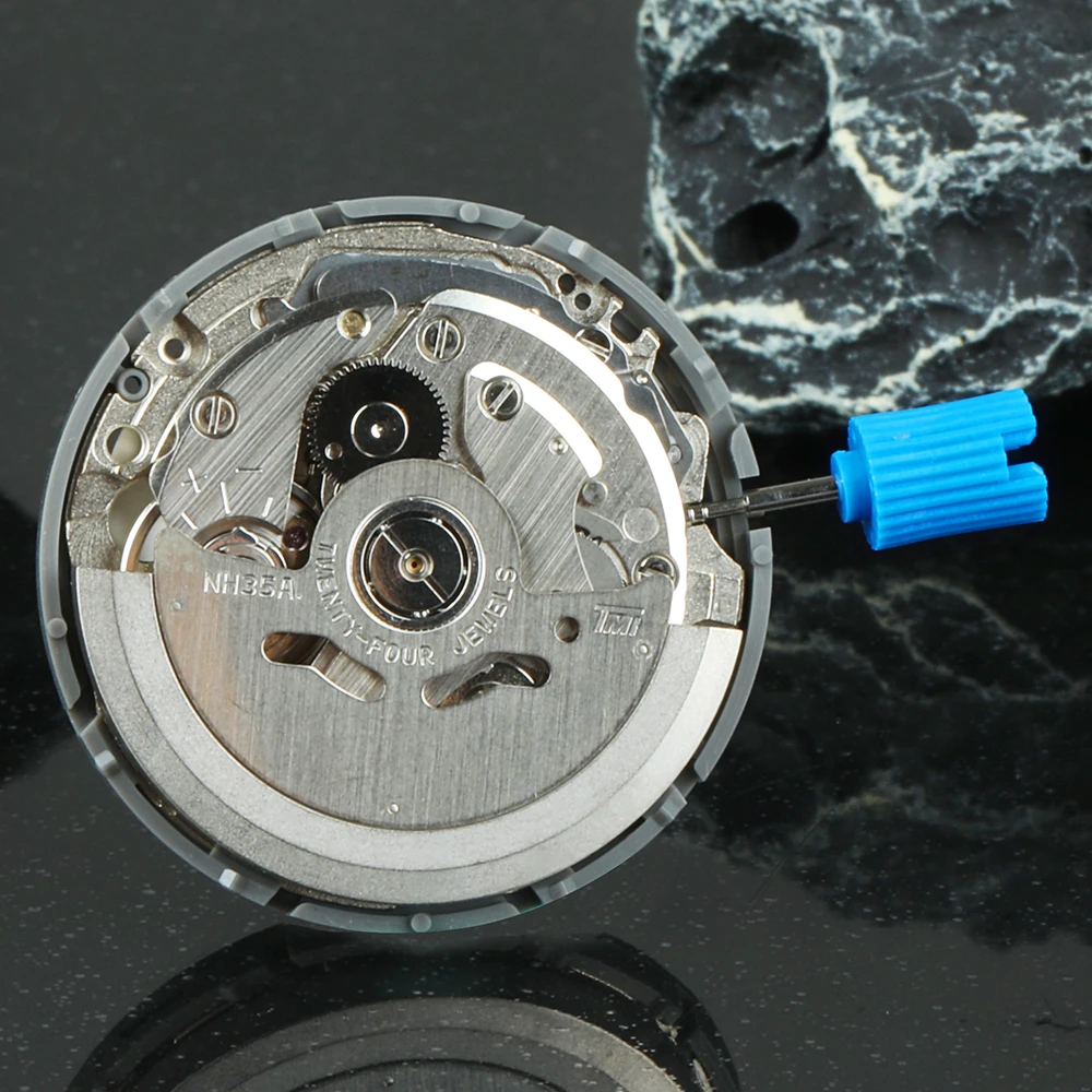 รูปสินค้า อะไหล่นาฬิกา SEIKO NH35 กลไกอัตโนมัติ 24 Jewels พร้อมวันที่ สีขาว