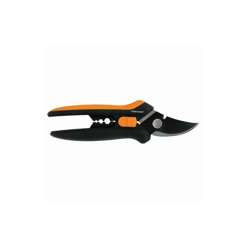 

Blade Floral Bypass Pruner With Softgrip Handle