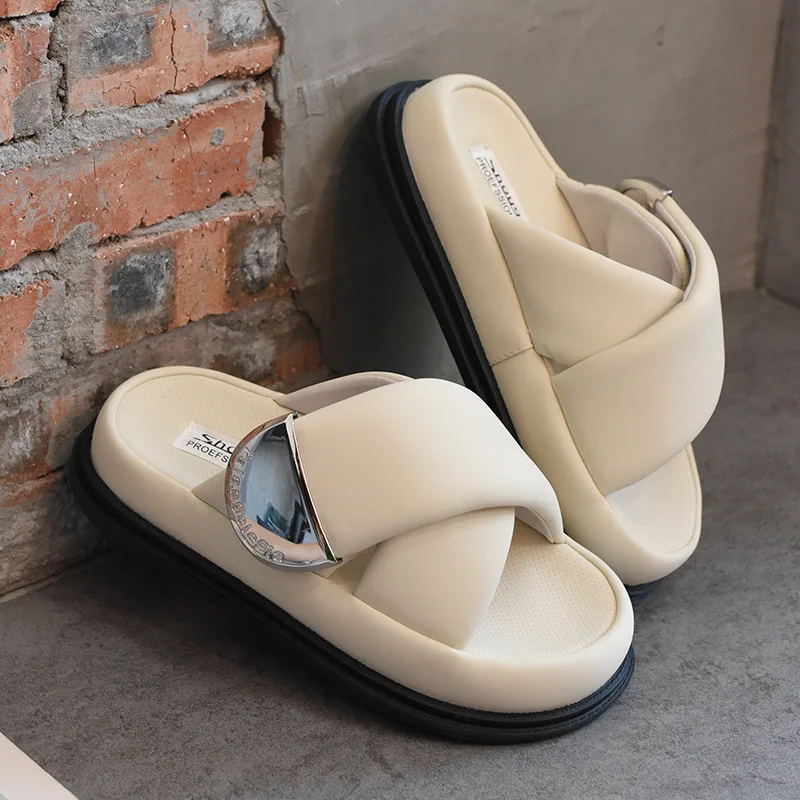 Women's Casual Slippers Fashion Beach Shoes Summer New Indoor Soft Thick Bottom Women's Sandal Home Thick Soled Slippers 35-39