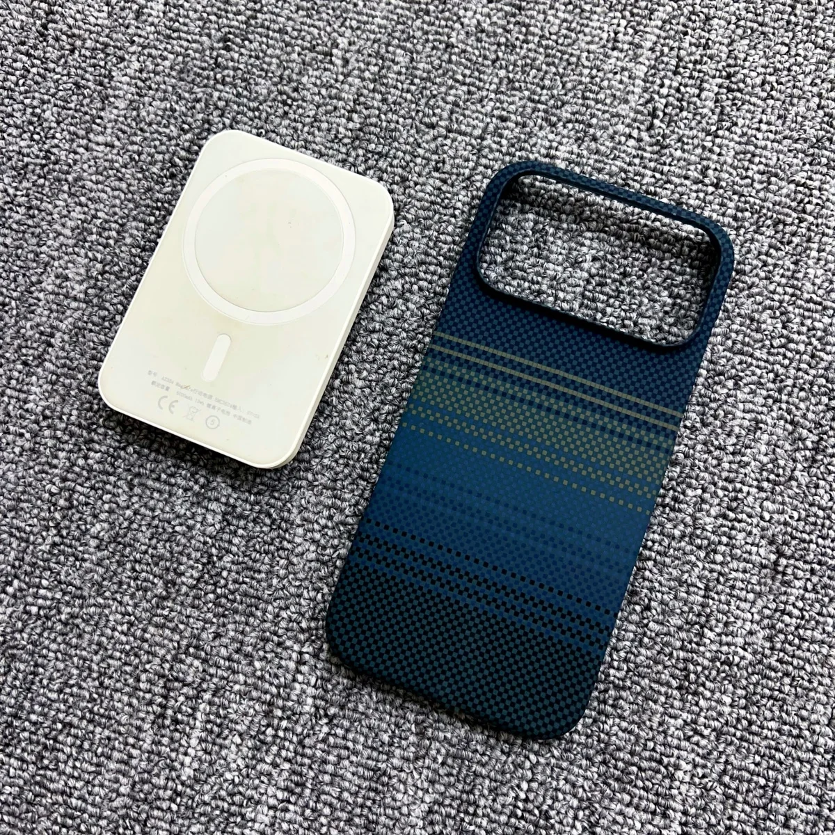 ตัวเลือกสินค้า เคสกันกระแทก คาร์บอนไฟเบอร์ ลายพระอาทิตย์ตก สำหรับ iPhone 17/16/15/14/13/12 Pro Max