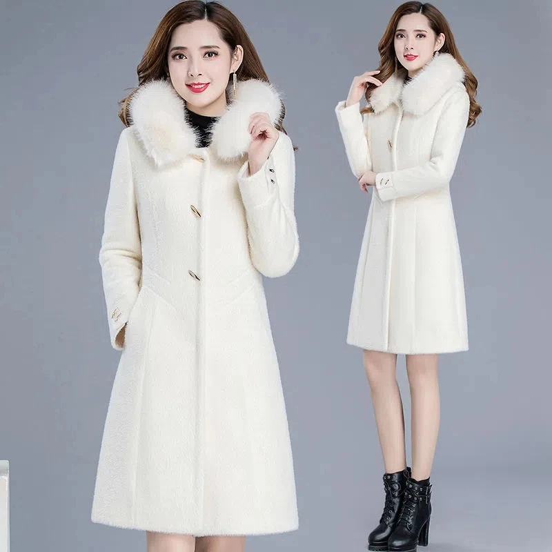 

New Hooded Fur Collar Coat Women Winter New Fashion Imitate Mink Velvet Coat Female Large Size Mid Long Woolen Coat Outerwear