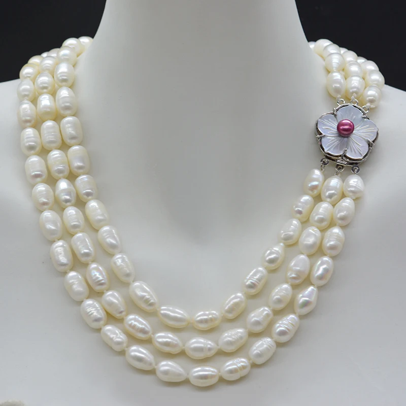 

9-10MM 3 layers. Natural rice grained baroque pearl necklace. The most classic ladies birthday party. gift 19-24"