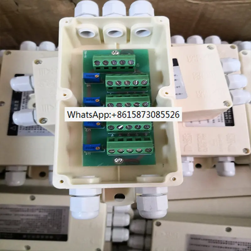 

Electronic Weighing Scale Plastics junction box with Circuit Card 5 Holes for 4 Wires