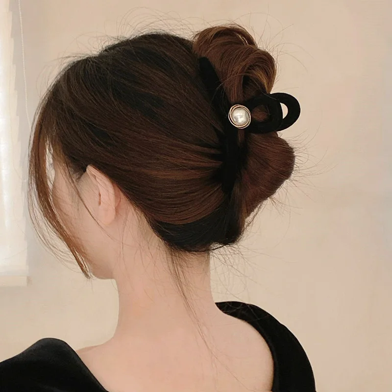 black claw clip