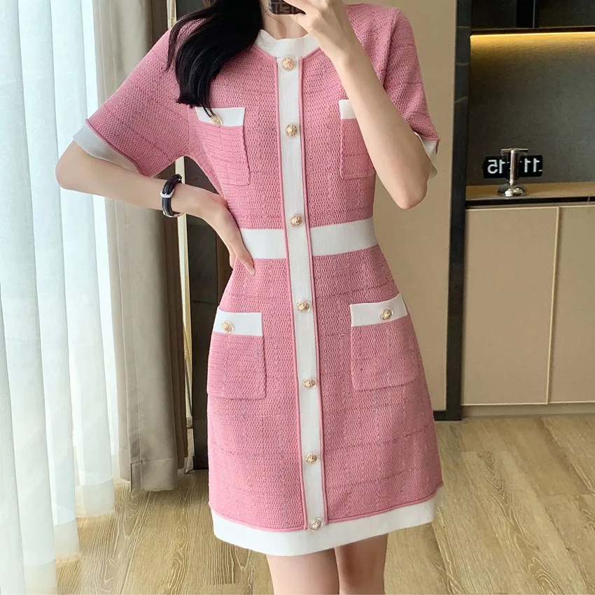 

Small Fragrant Pink Hit Color Knitting Pullover Dress New 2024 Summer Women O Neck Single Breasted Pockets Elastic Slim Vestidos