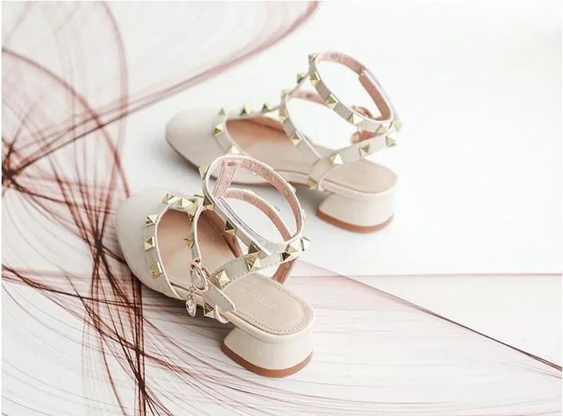 Girls Roman Shoes Summer Sandals New Fashion Children Princess Kids Shoes Rivet Square Mouth Small leather shoes kids sandals kids shoes