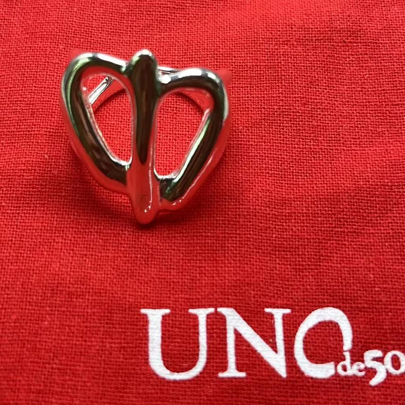 

2023 UNode50 Hot Sale in Europe and America High Quality Exquisite Women's Rings Romantic Holiday Jewelry Gift Bag