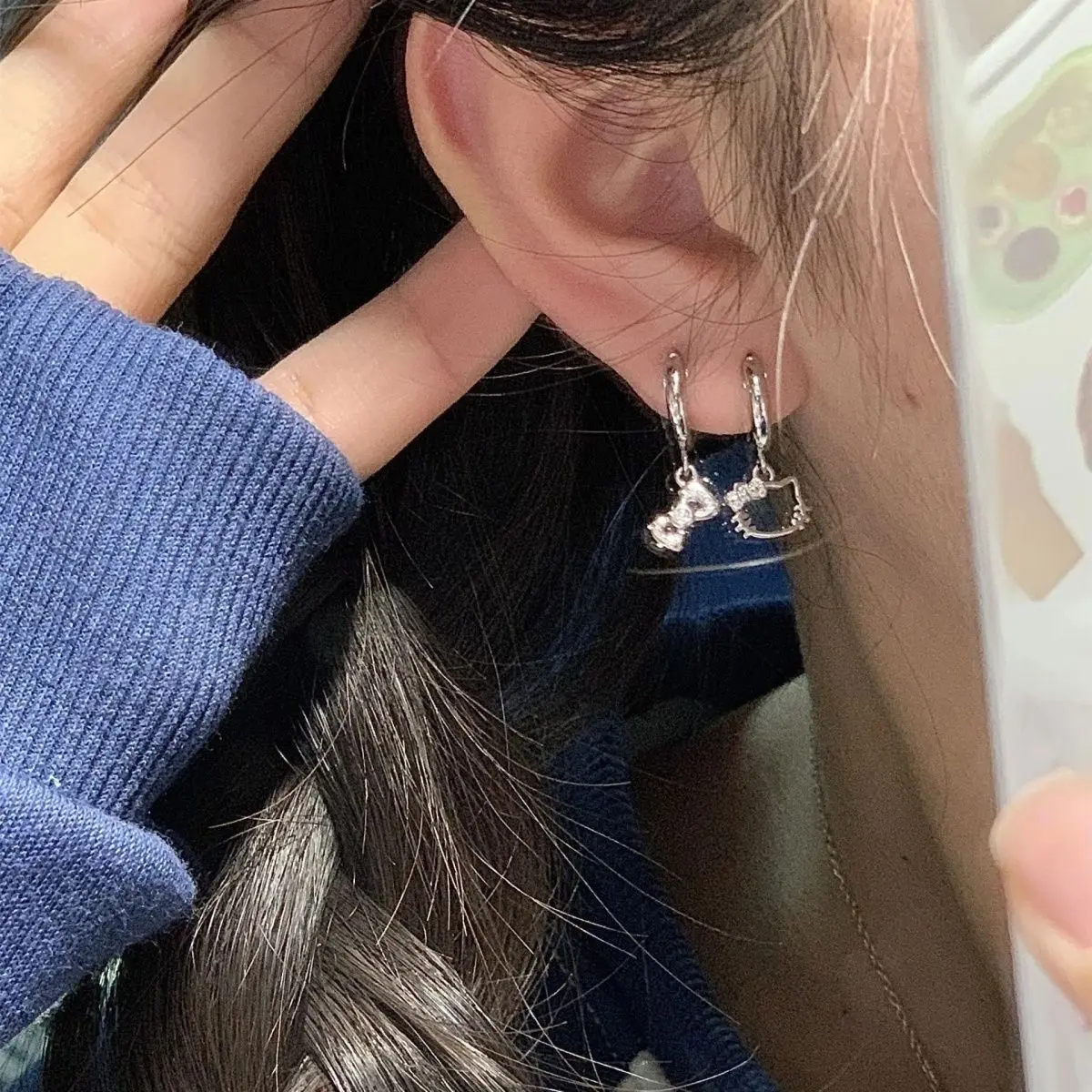 

Kawaii Sanrio Hellokittyed Earrings Ear Clip Silver Needle Hypoallergenic Y2K Hot Girls Harajuku Style Earrings Fashion Gift