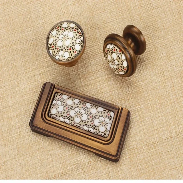 หรูหราบรรยากาศเซรามิคเฟอร์นิเจอร์จับ Rose Gold Handl ตู้ครัวกลางแจ้งเฟอร์นิเจอร์ดอกไม้ Vintage Handl 4
