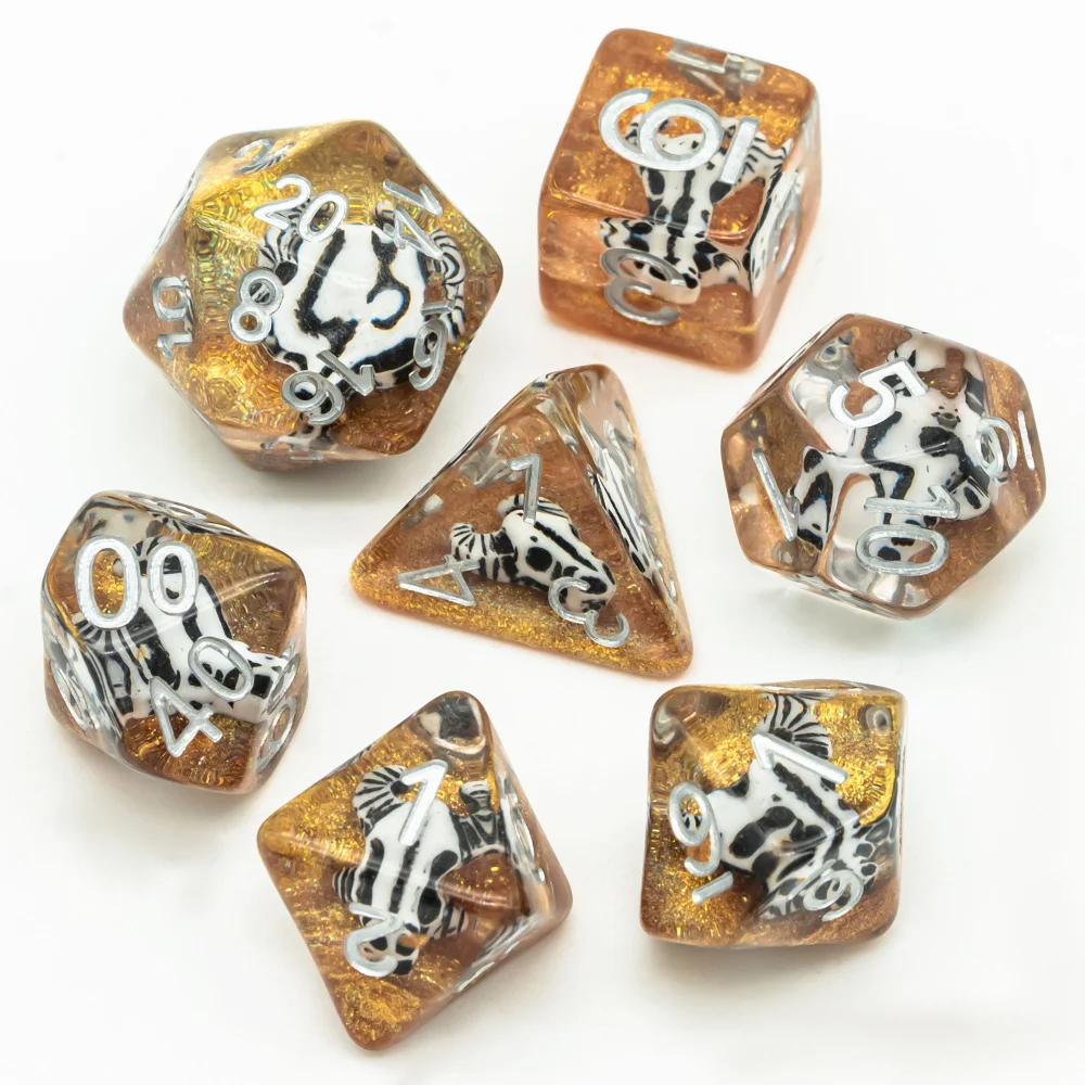 Cusdie 7-Piece Skull Transparent Polyhedral Dice Set