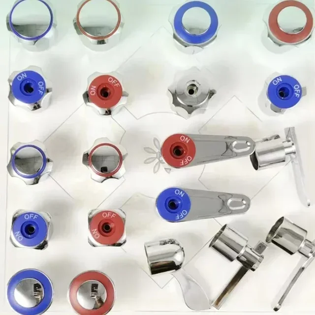 1ชิ้นลูกบิดก๊อกน้ำปุ่ม DIA ทั่วไปสำหรับเปลี่ยนโทนสีเงินน้ำสำหรับอาบน้ำขั้นตอนที่สำคัญร้อนเย็นอาบน้ำควบคุมกลางแจ้ง 3