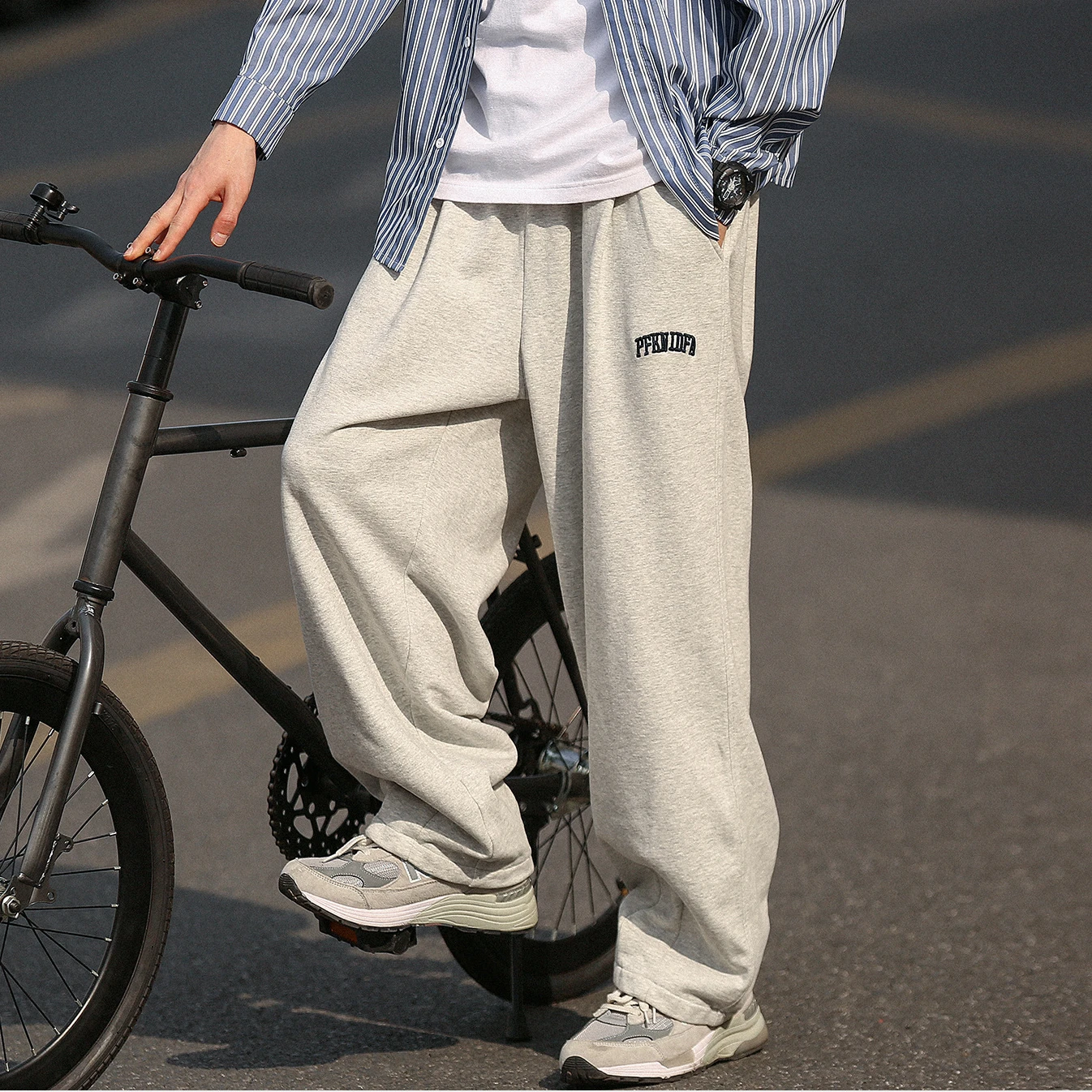 

Autumn Solid Casual Sport Pants for Men Korean Fashion Loose Trousers Streetwear Baggy Sweatpants Gym Joggers Hombre Pantalones