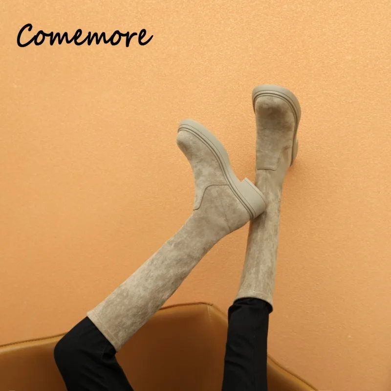 

Женские замшевые ботильоны Comemore, черные длинные ботинки-носки с круглым носком, на платформе, стеганая обувь, Осень-зима 2024